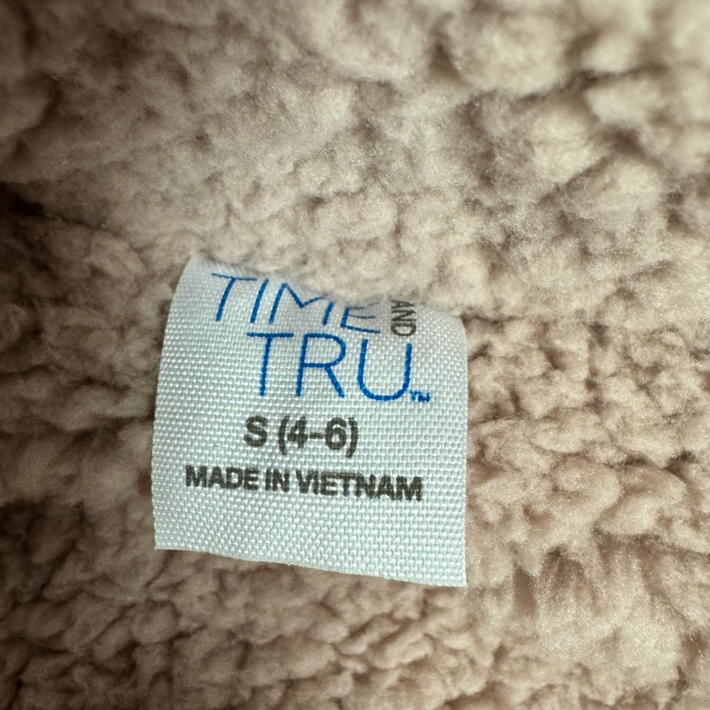 Time and Tru Pink Puffer Vest - Picture 3 of 3
